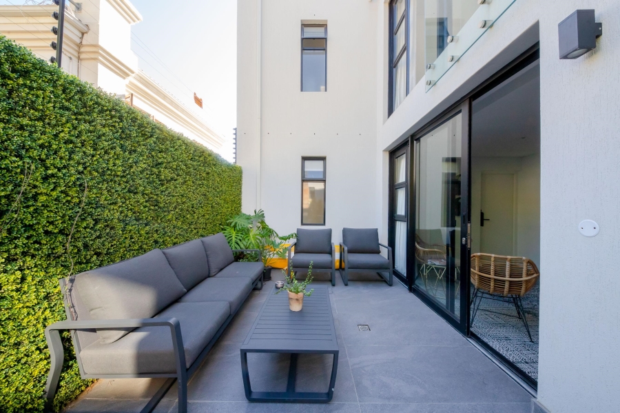 To Let 3 Bedroom Property for Rent in Camps Bay Western Cape